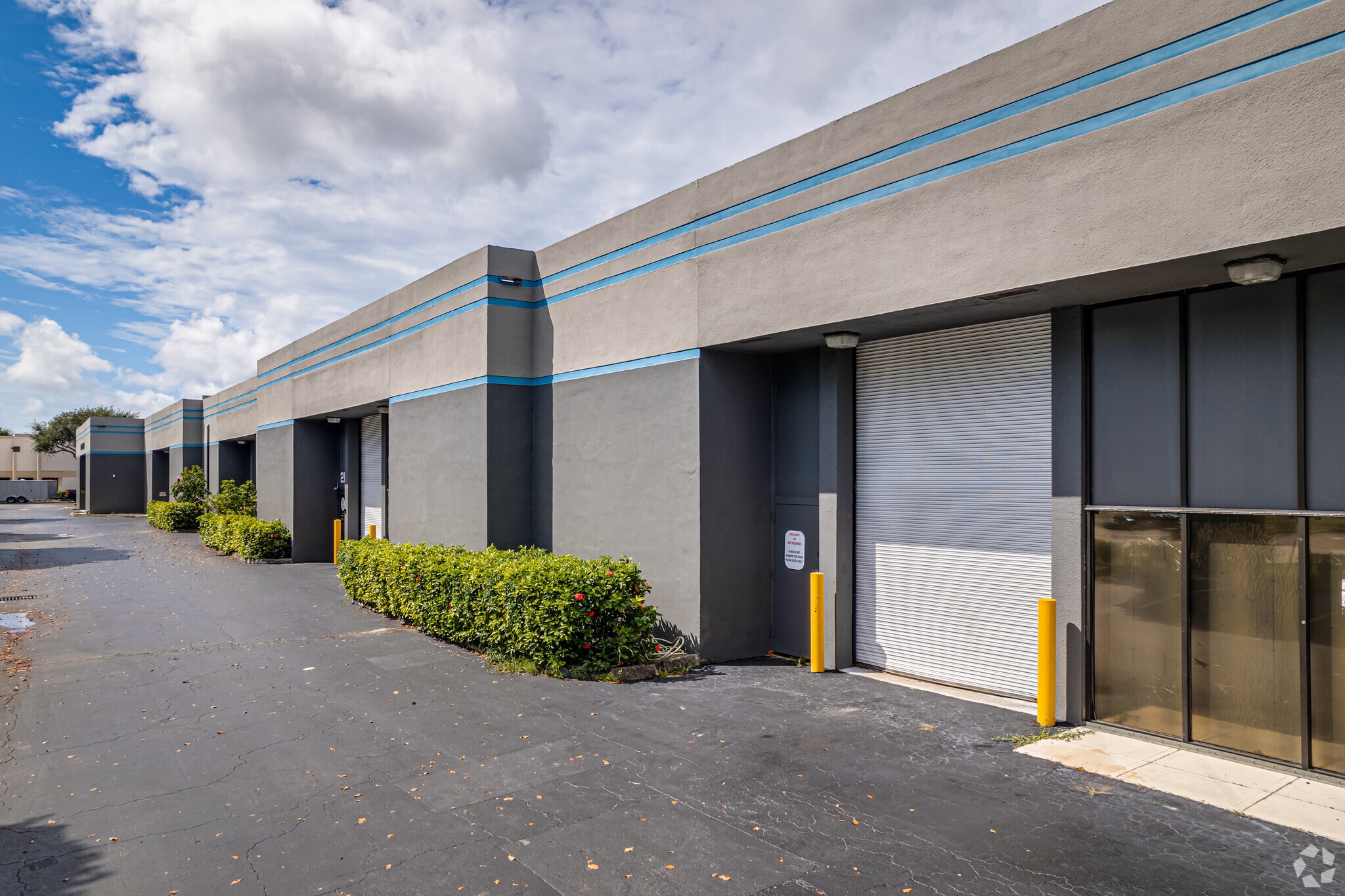 1000 Holland Dr, Boca Raton, FL for lease Primary Photo- Image 1 of 8