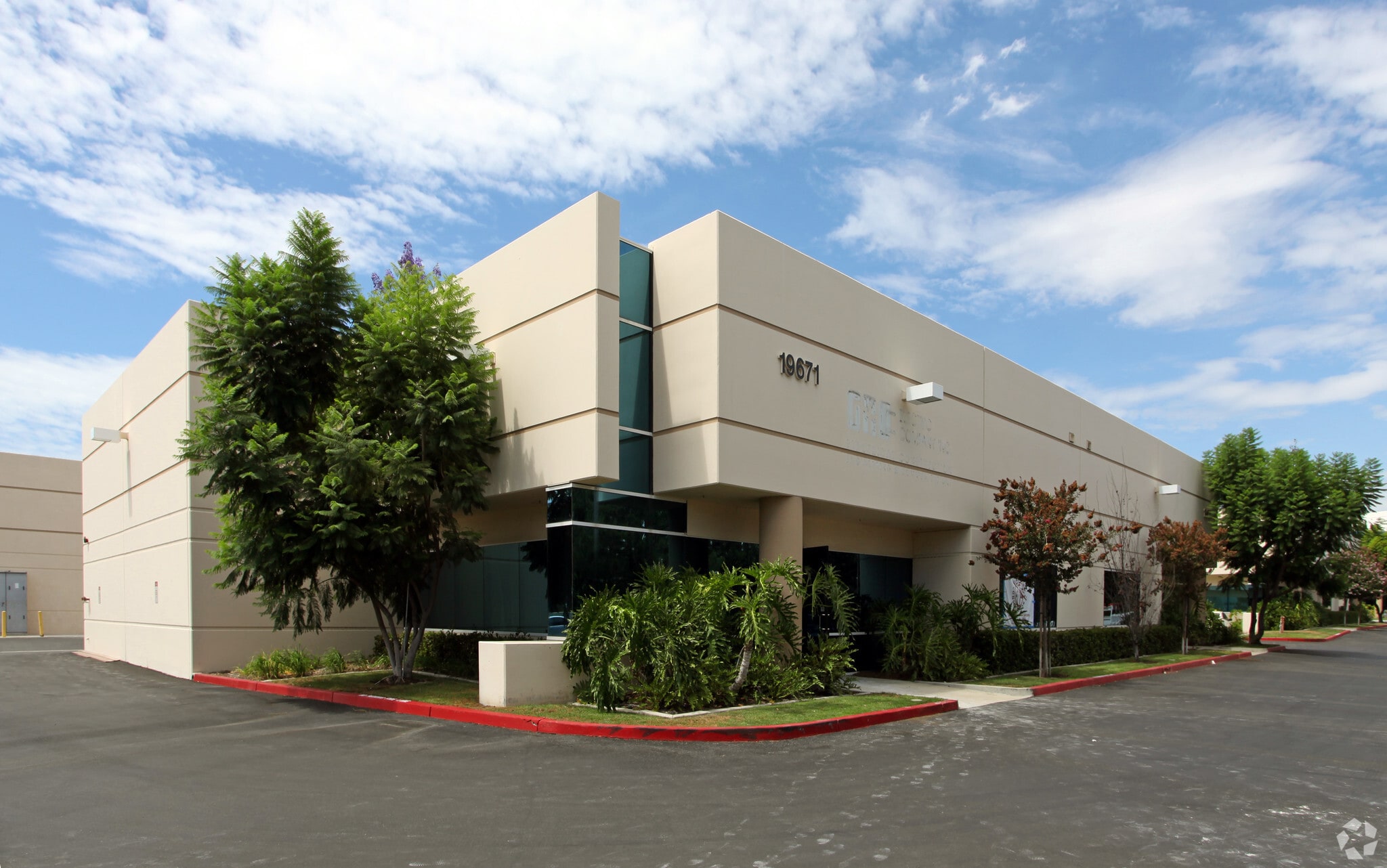 19671 Descartes, Foothill Ranch, CA for lease Primary Photo- Image 1 of 5