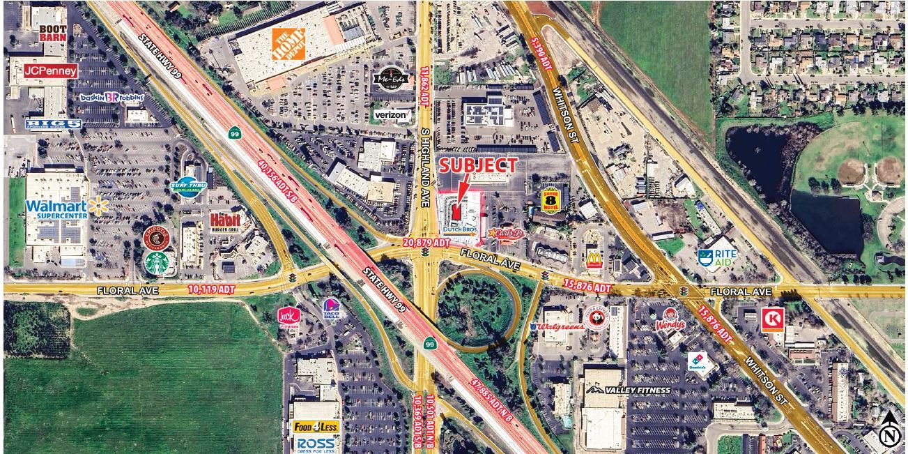 NEC Floral & Highland Ave, Selma, CA à louer Photo du bâtiment- Image 1 de 5