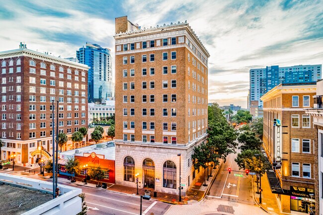 More details for 1 N Orange Ave, Orlando, FL - Office for Lease