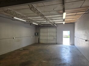 4745 126th Ave N, Clearwater, FL à louer Photo intérieure- Image 2 de 4