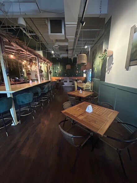 4150-4154 W Broadway, Golden Valley, MN à vendre - Photo du bâtiment - Image 3 de 24