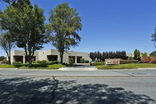 2300 Technology Pky, Hollister CA - Warehouse