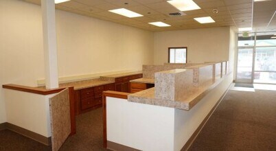 801 W Davis St, Cle Elum, WA à louer Photo intérieure- Image 1 de 1