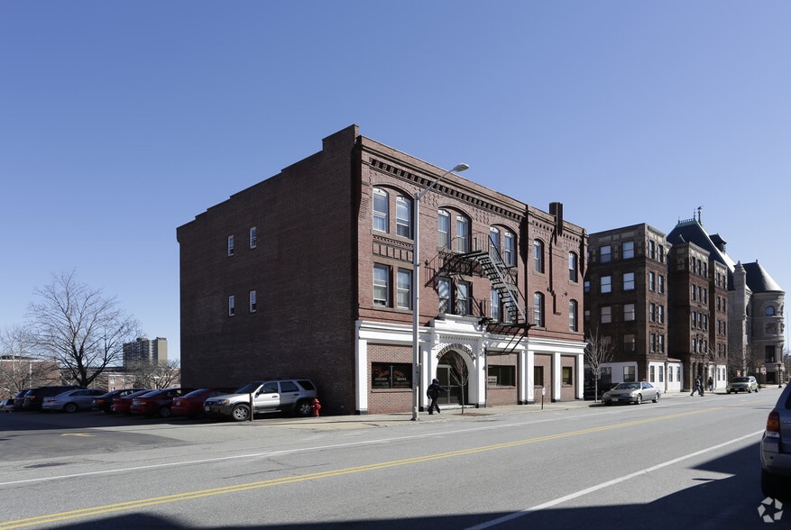 463 Merrimack St, Lowell, MA for lease - Building Photo - Image 2 of 6