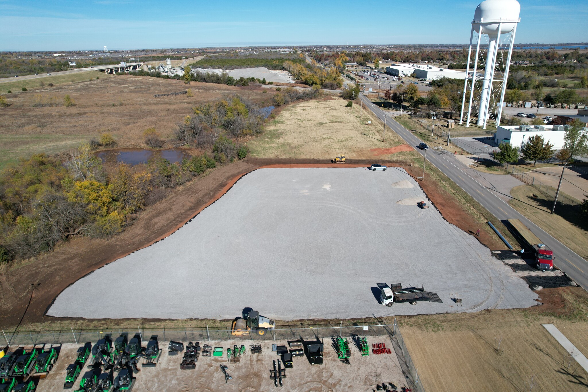 801 N Sara Rd, Yukon, OK for lease Primary Photo- Image 1 of 8