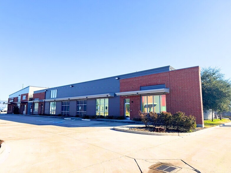 11960 Barker Cypress Rd, Cypress, TX à vendre - Photo du bâtiment - Image 1 de 19