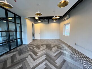 Plus de détails pour 5 Mott Ave, Norwalk, CT - Commerce de détail à louer