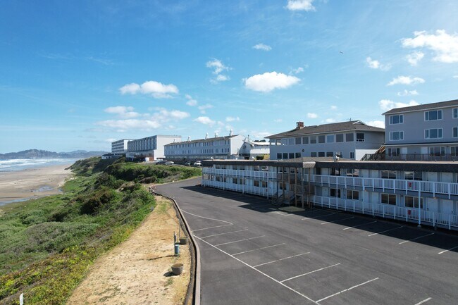 Plus de détails pour 536-614 SW Elizabeth St, Newport, OR - Services hôteliers à vendre