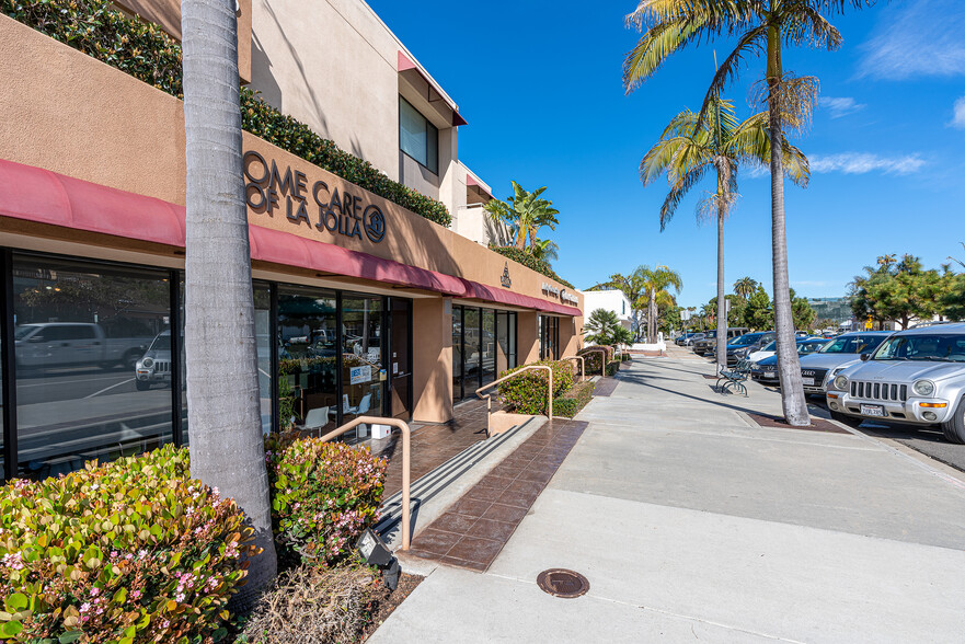 5724-5726 La Jolla Blvd, La Jolla, CA for lease - Building Photo - Image 3 of 18