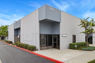 3621 W MacArthur Blvd, Santa Ana, CA for lease Interior Photo- Image 1 of 23