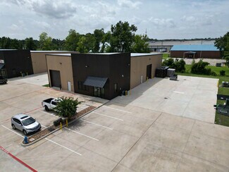 Plus de détails pour 2831 S Houston Ave, Humble, TX - Industriel à vendre