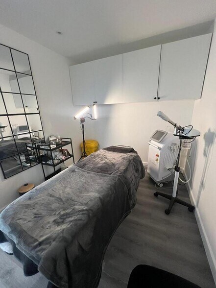 6 Lower Rd, Chorleywood à vendre - Photo du bâtiment - Image 3 de 4