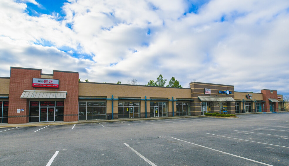 2030 Cecil Ashburn Dr SE, Huntsville, AL à louer - Photo du bâtiment - Image 3 de 6