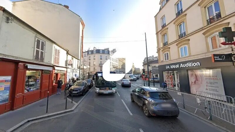 Retail in Asnières-sur-Seine for sale Building Photo- Image 1 of 2