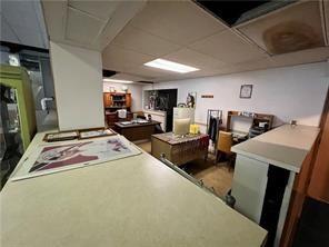 646 E Washington St, New Castle, PA à vendre - Photo intérieure - Image 3 de 8