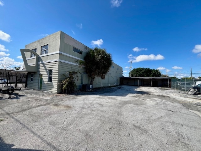 2000 N Dixie Hwy, Hollywood, FL for lease - Building Photo - Image 3 of 22