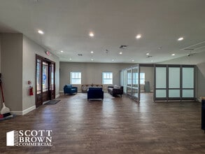 3523 Yucca Dr, Flower Mound, TX for lease Interior Photo- Image 2 of 7