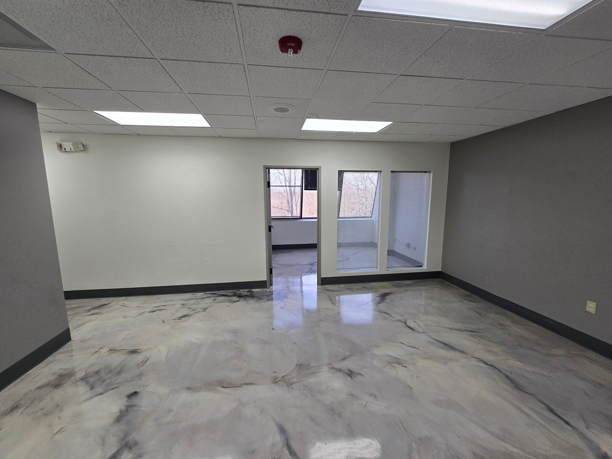 2323 Lake Club Dr, Columbus, OH for lease Interior Photo- Image 1 of 4