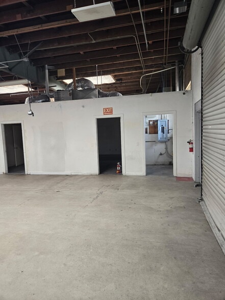 147 W 155th St, Gardena, CA for lease - Building Photo - Image 3 of 13