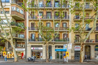 Plus de détails pour Commerce de détail à louer