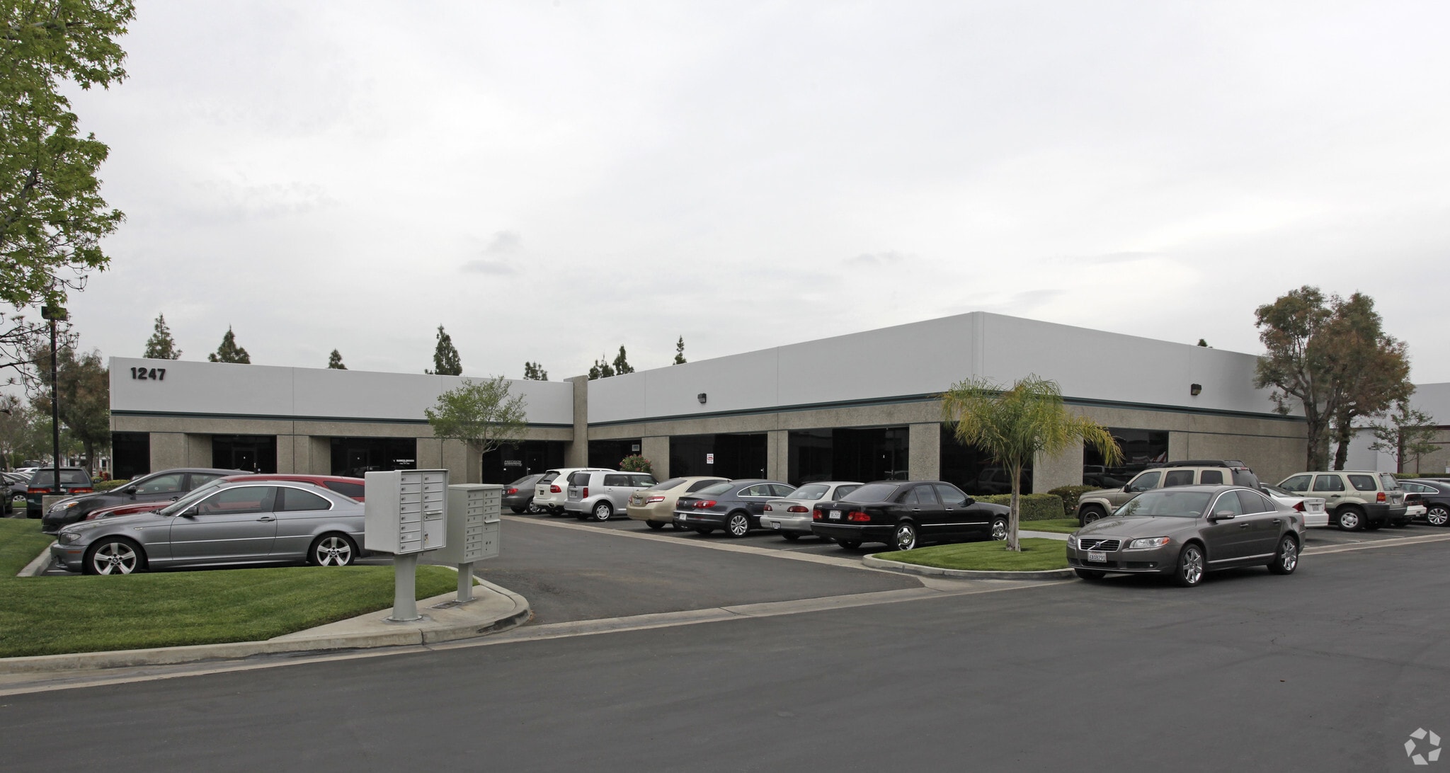 1241 N Lakeview Ave, Anaheim, CA for lease Primary Photo- Image 1 of 3