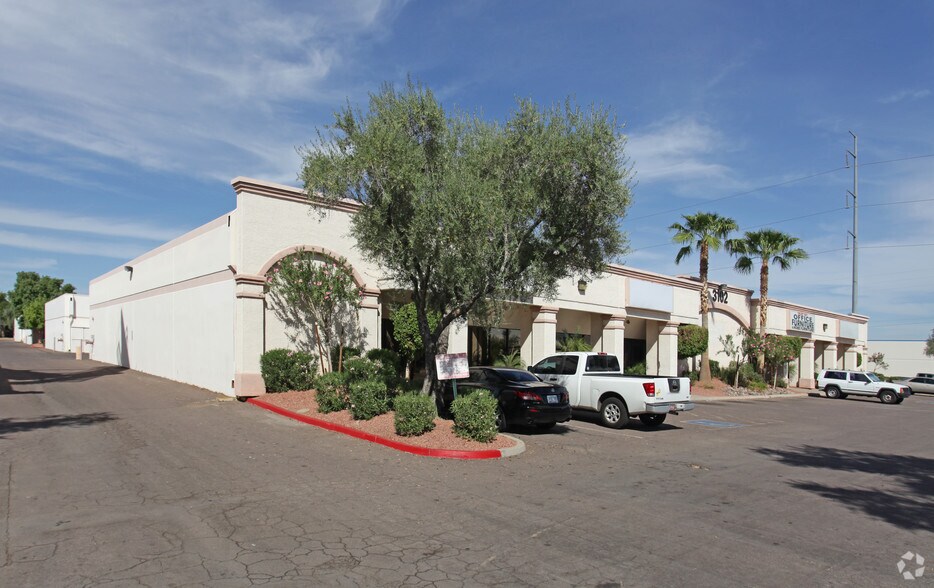 3102 W Thomas Rd, Phoenix, AZ for lease - Primary Photo - Image 1 of 8