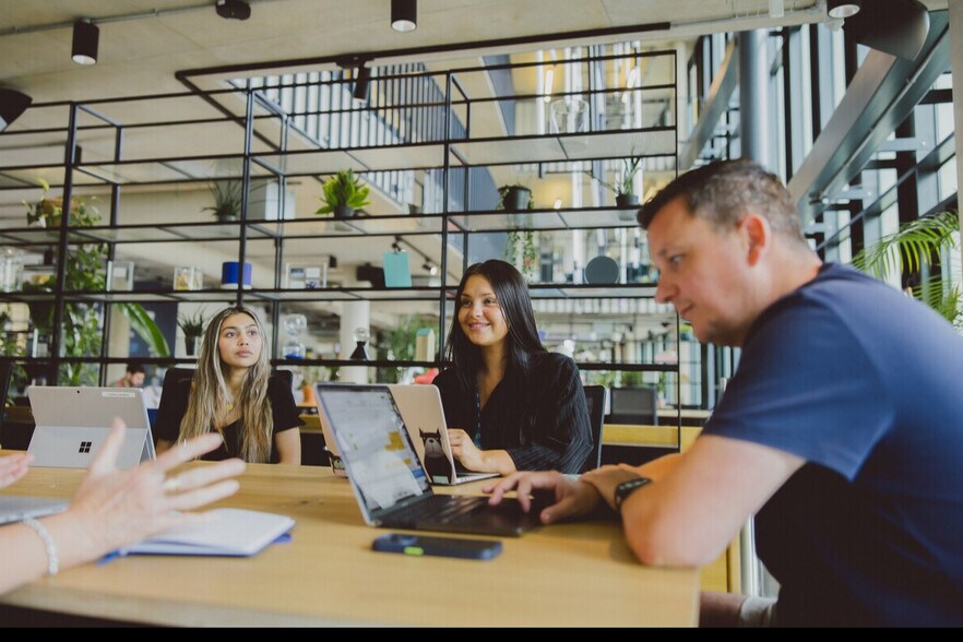 184 Cambridge Science Park, Cambridge à louer - Photo du bâtiment - Image 2 de 9