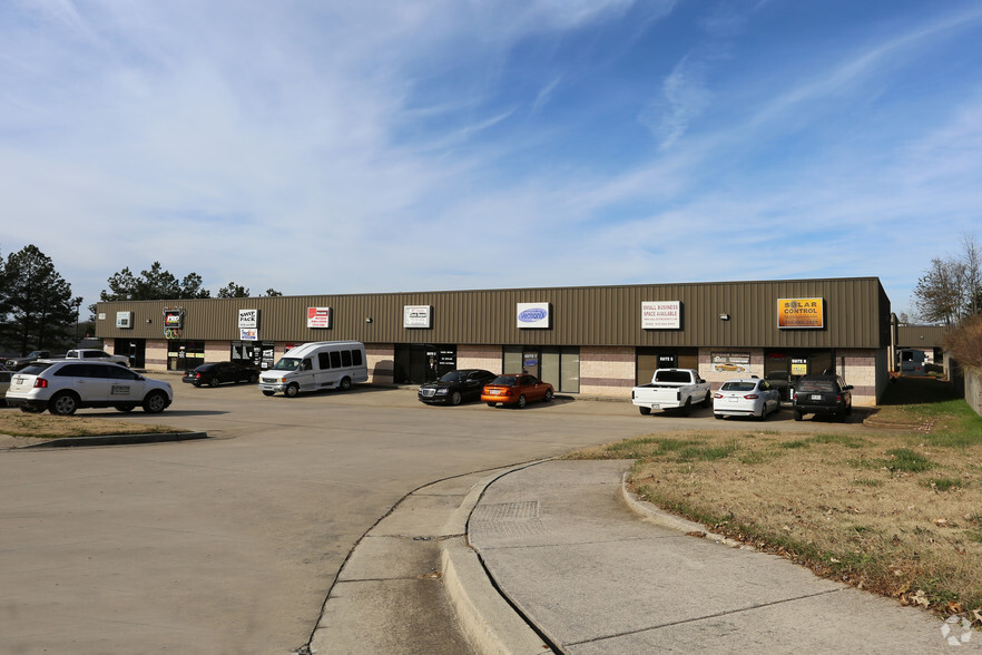 105 Enterprise Dr, Cumming, GA for lease - Building Photo - Image 2 of 18