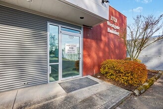 3721 Kitsap Way, Bremerton, WA for lease Building Photo- Image 2 of 36