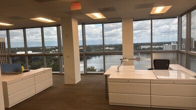 111 N Magnolia Ave, Orlando, FL à louer Photo intérieure- Image 2 de 11