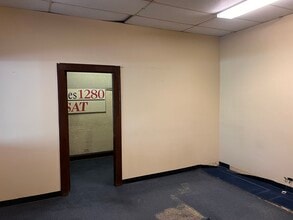 1525 Jake Alexander Blvd S, Salisbury, NC for lease Interior Photo- Image 1 of 8