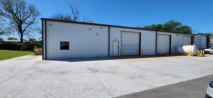 126 N Garnett Rd, Tulsa, OK for lease Building Photo- Image 2 of 3