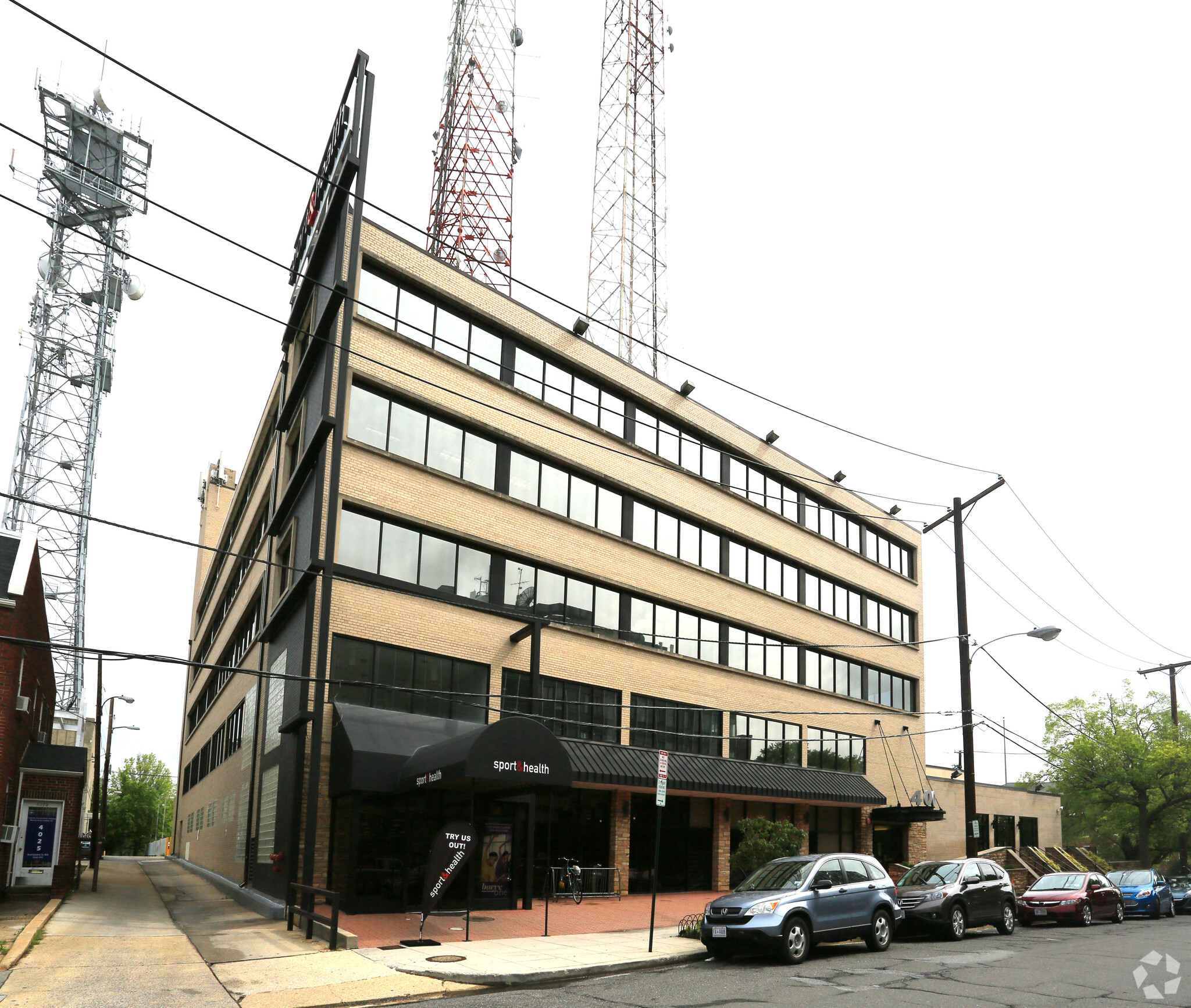 4001 Brandywine St NW, Washington, DC à louer Photo du bâtiment- Image 1 de 7