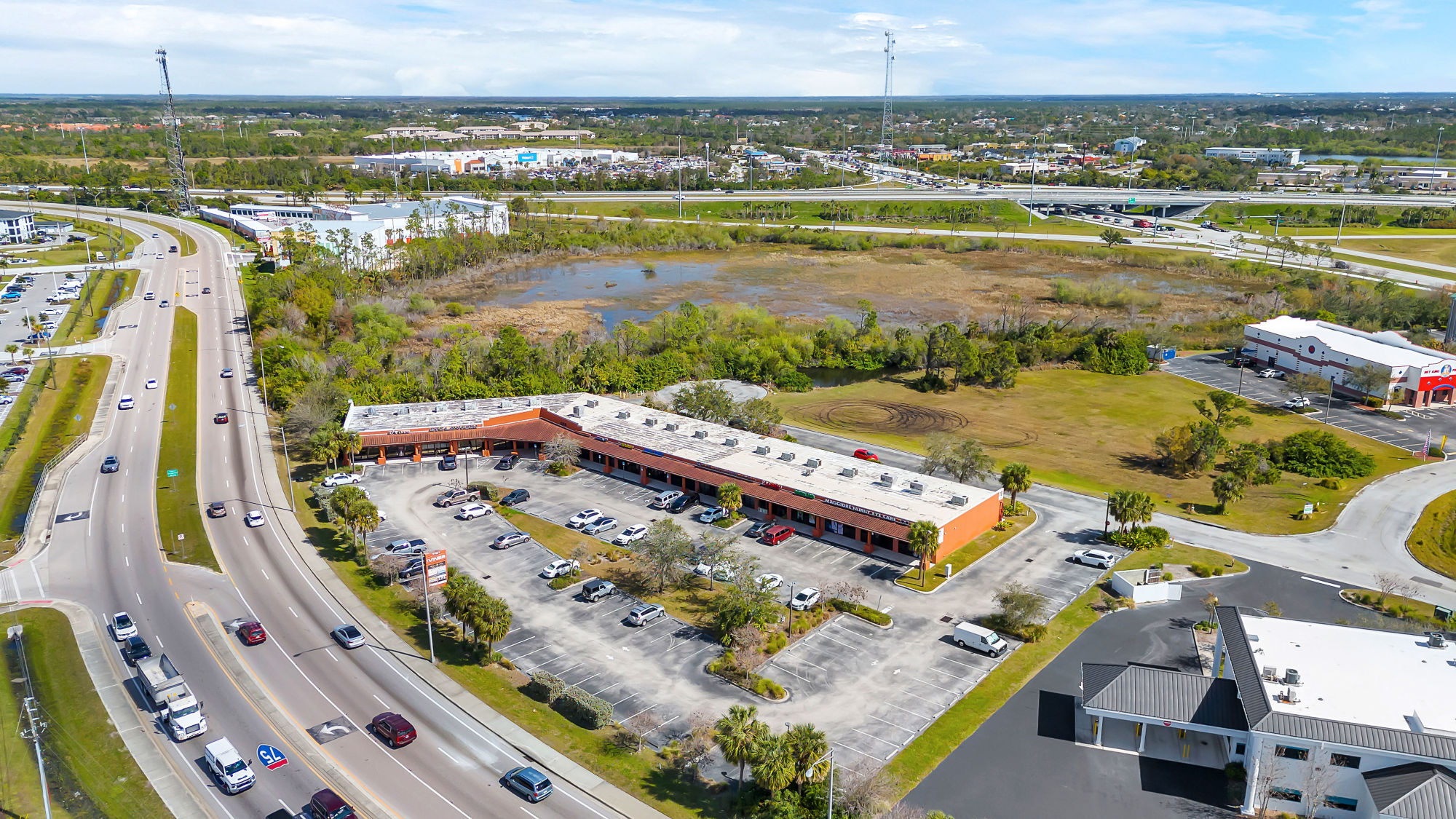 701 JC Center Ct, Port Charlotte, FL for lease Building Photo- Image 1 of 6