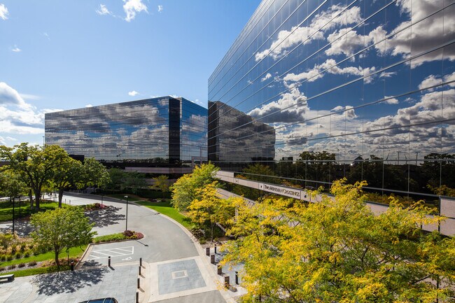 Plus de détails pour 1 Meridian Crossings, Richfield, MN - Bureau à louer