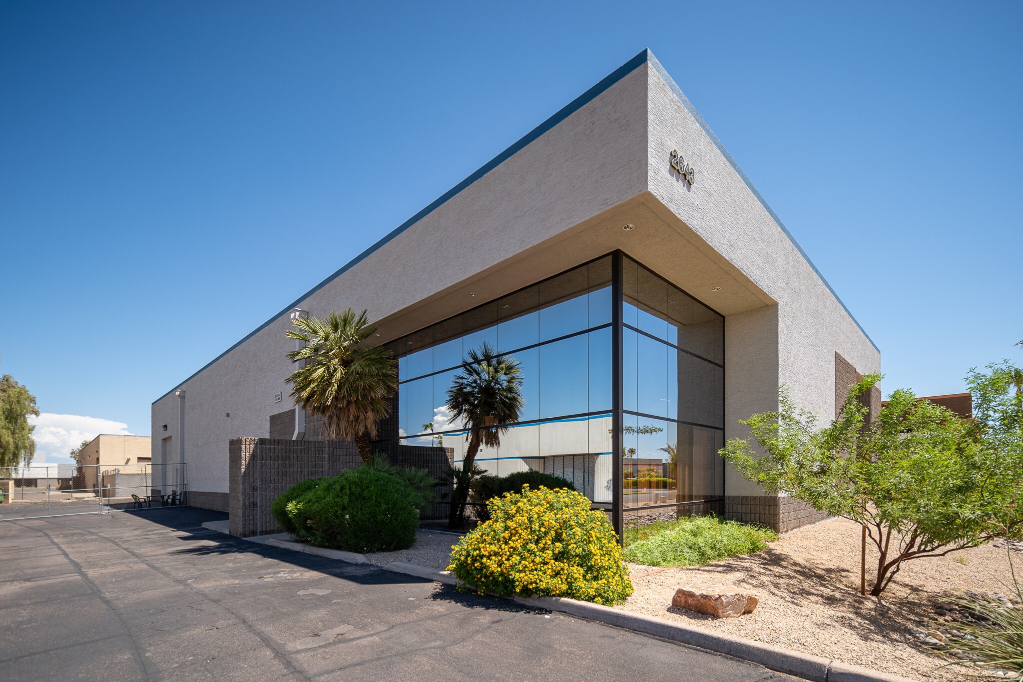 2643 N 37th Dr, Phoenix, AZ for sale Building Photo- Image 1 of 17