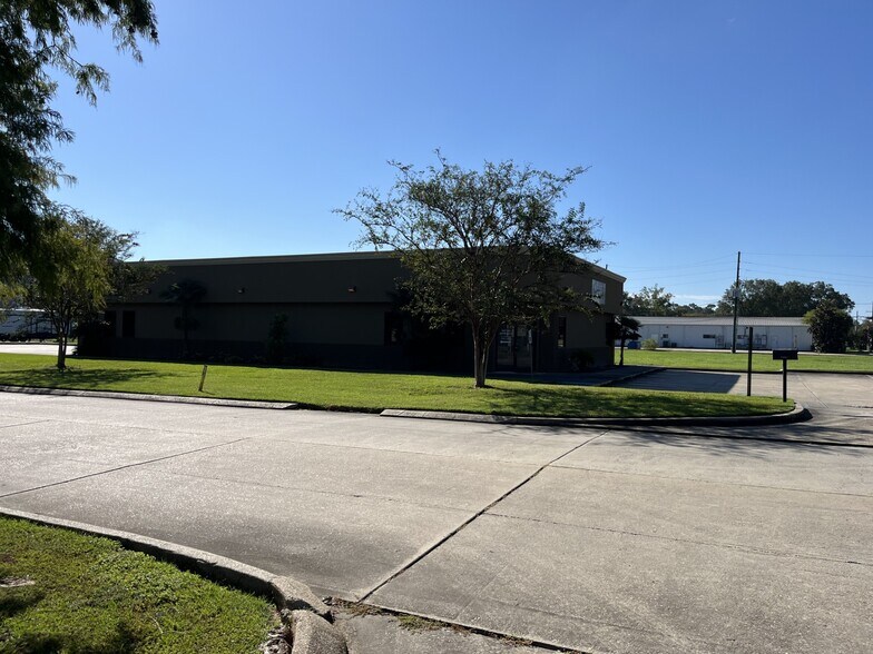 42124 Veterans Ave, Hammond, LA à vendre - Photo du bâtiment - Image 2 de 5