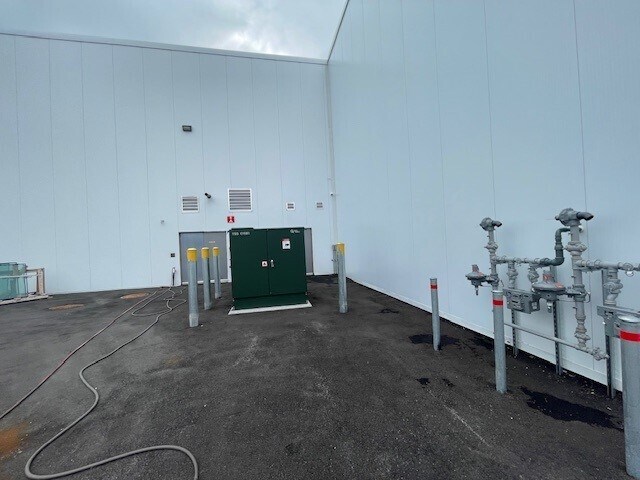 3300 Av De La Gare, Mascouche, QC à louer - Photo du bâtiment - Image 2 de 18