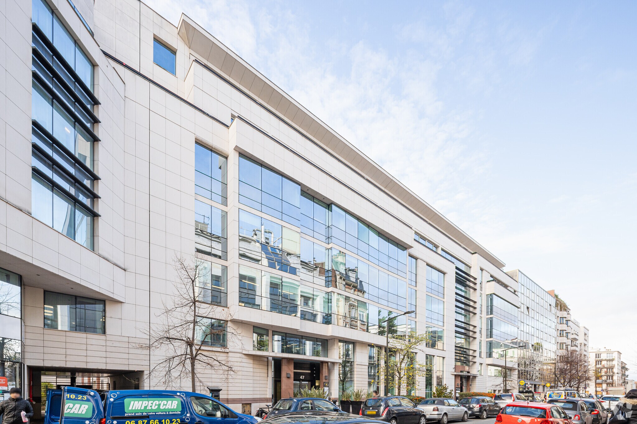 47-53 Rue Raspail, Levallois-Perret for lease Primary Photo- Image 1 of 6