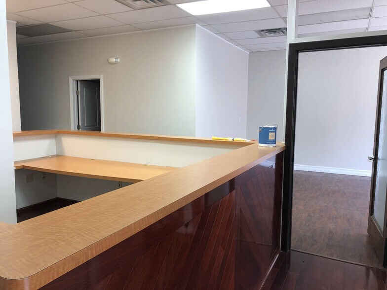 407-409 39th St, Union City, NJ for lease - Interior Photo - Image 1 of 12