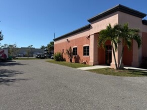 6391 Corporate Park Cir, Fort Myers, FL for sale Building Photo- Image 2 of 29