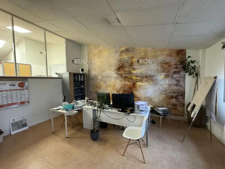 Flex in Évry-Courcouronnes for sale - Interior Photo - Image 2 of 8