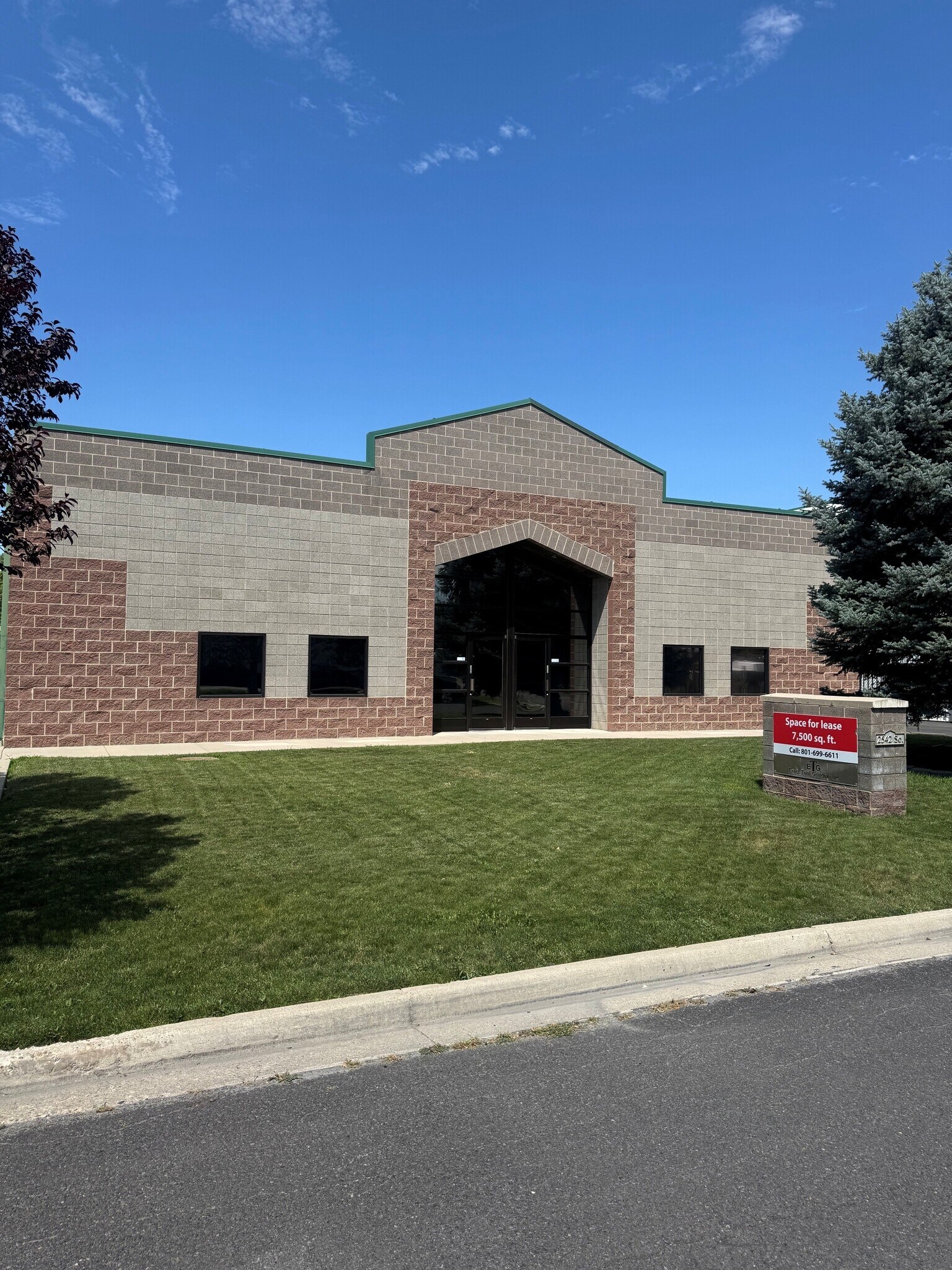 2542 S 3400 W, Salt Lake City, UT for lease Building Photo- Image 1 of 12