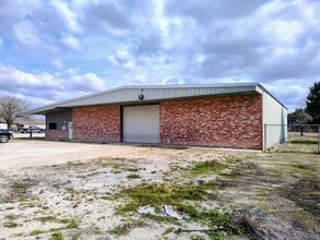 5023 Leonard Rd, Bryan, TX for lease Building Photo- Image 1 of 7