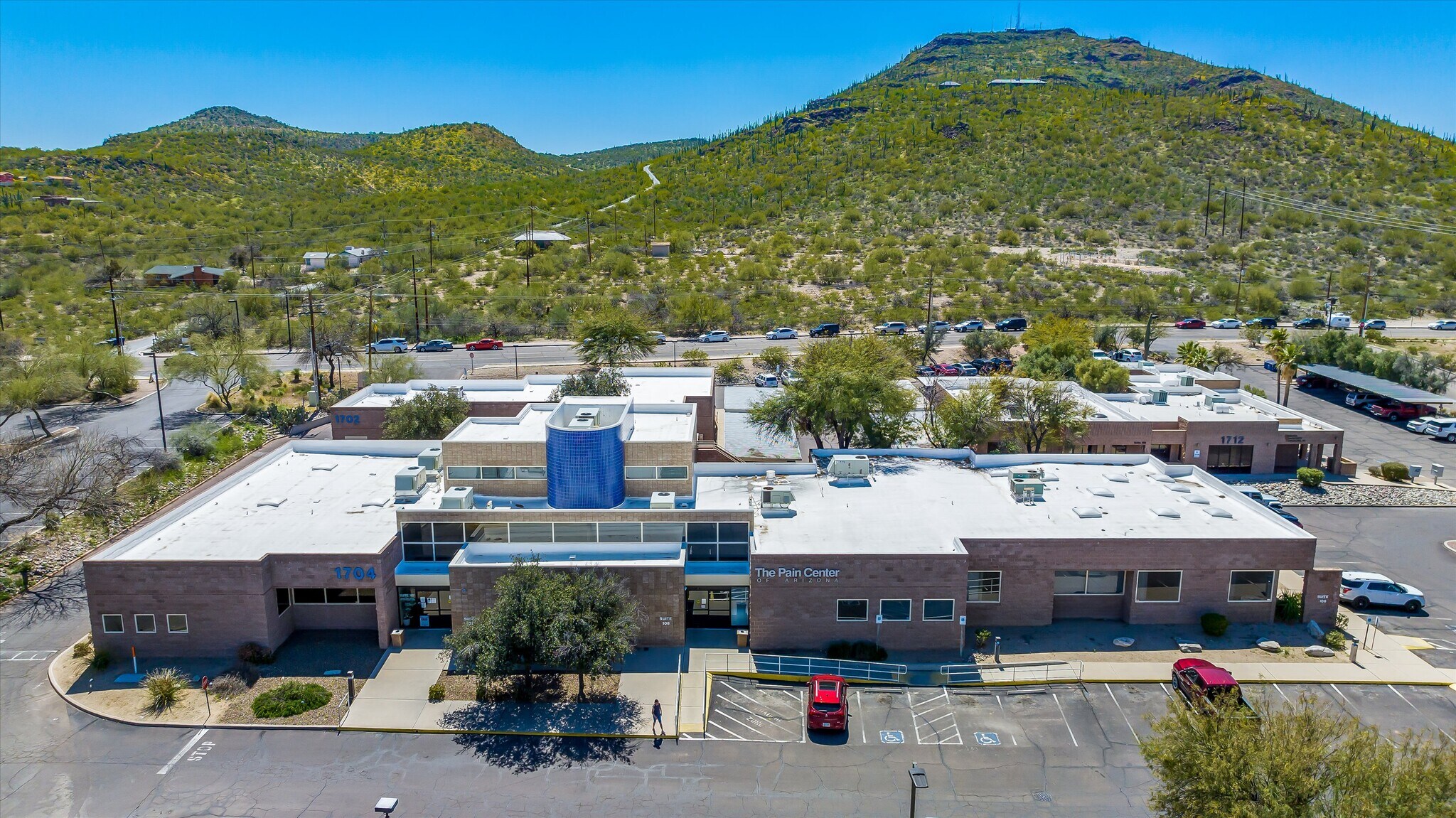 1704 W Anklam Rd, Tucson, AZ à vendre Photo du bâtiment- Image 1 de 10