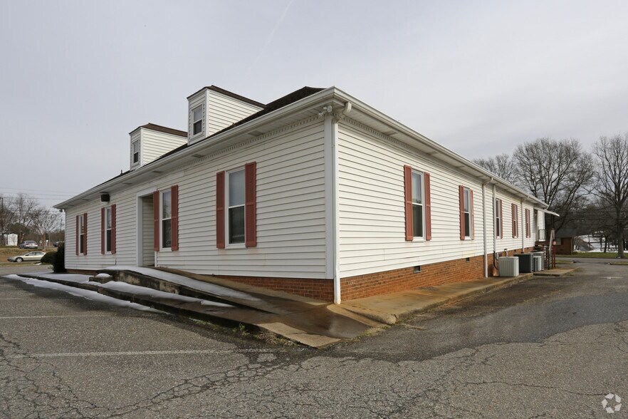 1198 Wyke Rd, Shelby, NC à louer - Photo du bâtiment - Image 2 de 5