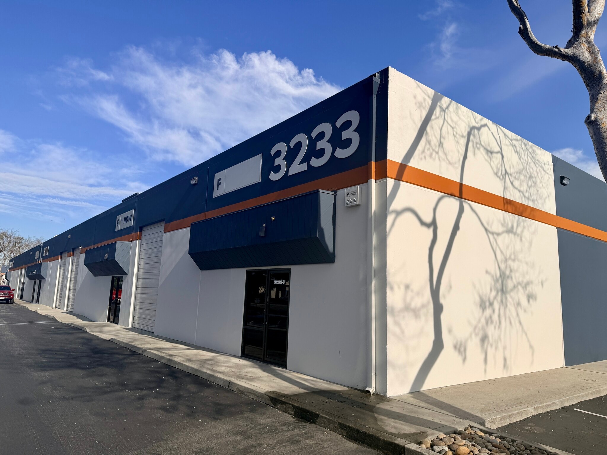 3233-3283 De La Cruz Blvd, Santa Clara, CA for lease Primary Photo- Image 1 of 7