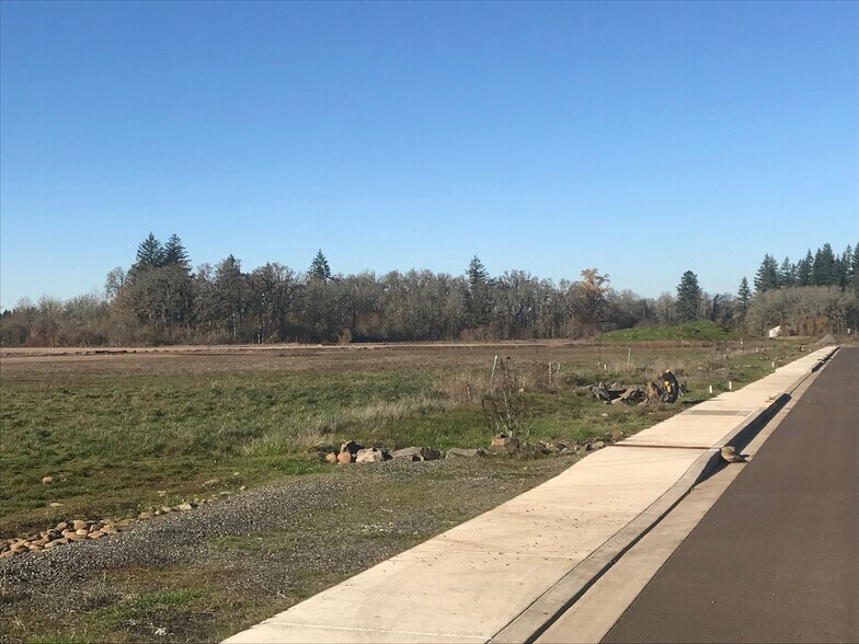 1125 NW Noble Dr, Estacada, OR à vendre - Aérien - Image 3 de 4