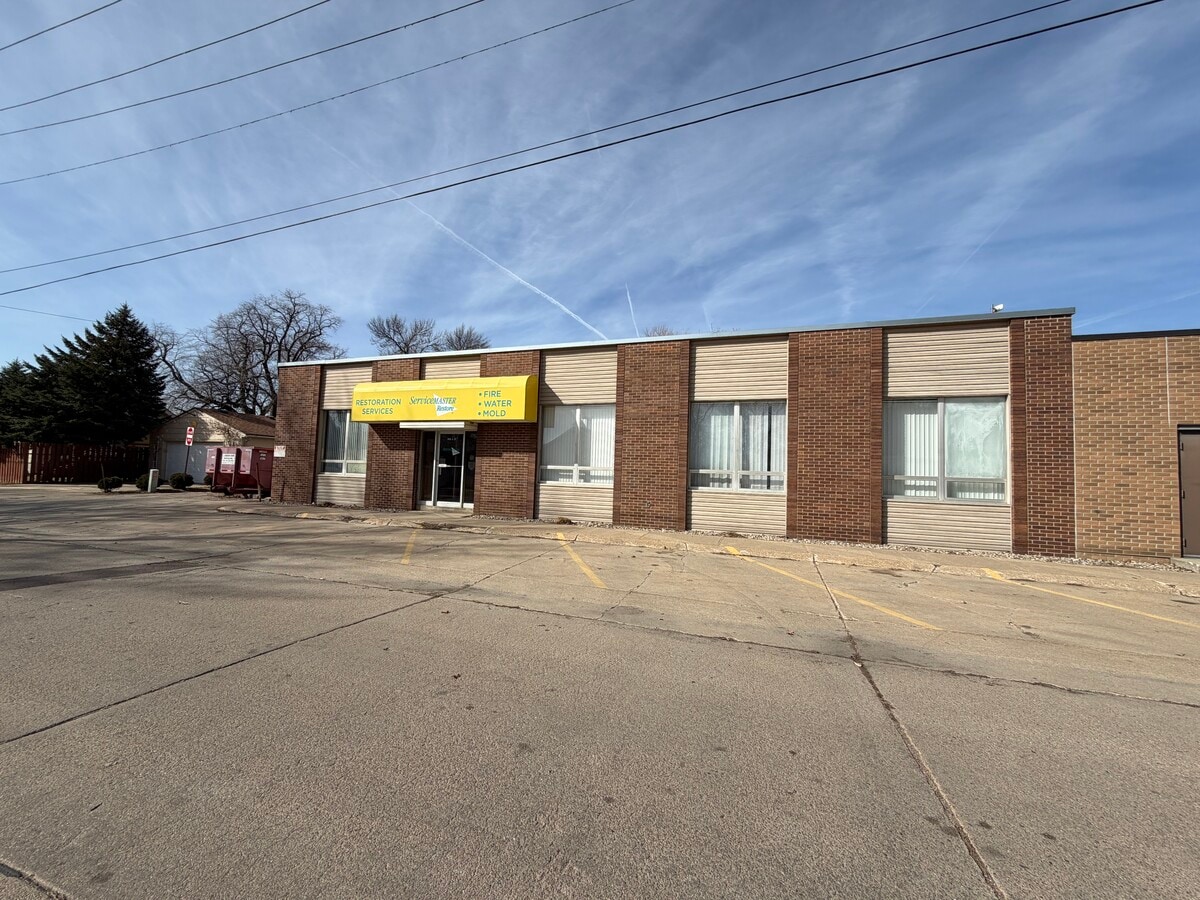 1905 A St, South Sioux City, NE 68776 - Unit 1905 -  - Interior Photo - Image 1 of 19